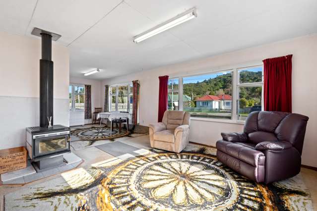 72 Westminster Road Wainuiomata_4