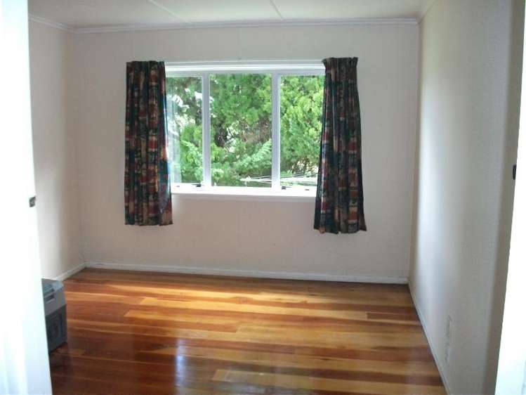 15 Waitahanui Avenue 11210_8
