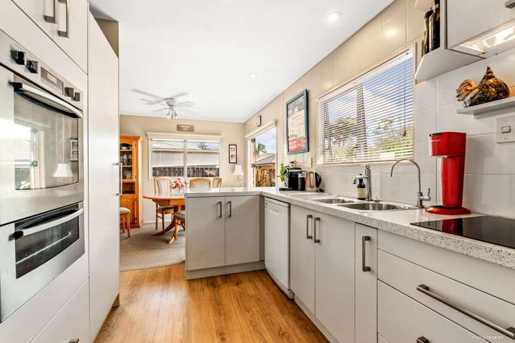 2/6 Kelvin Road Papakura_6