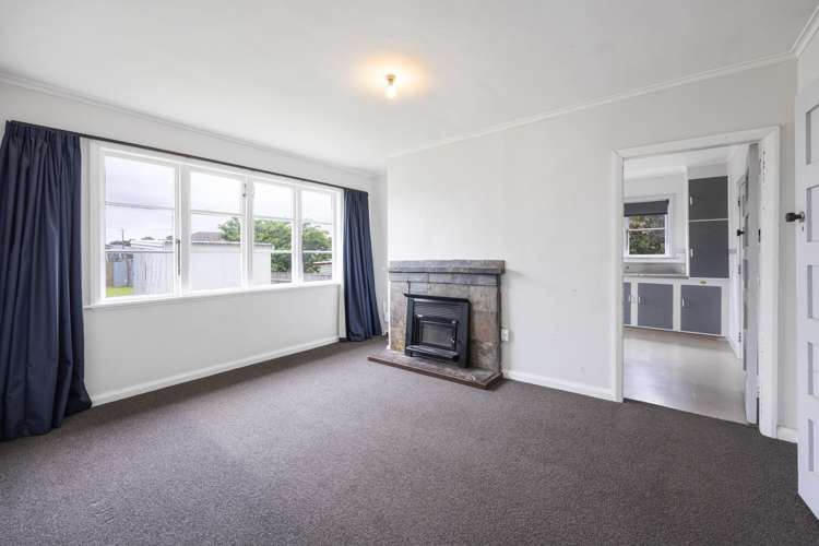 12 Egmont Street Patea_7