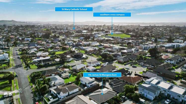 19C James Street Mangere East_14