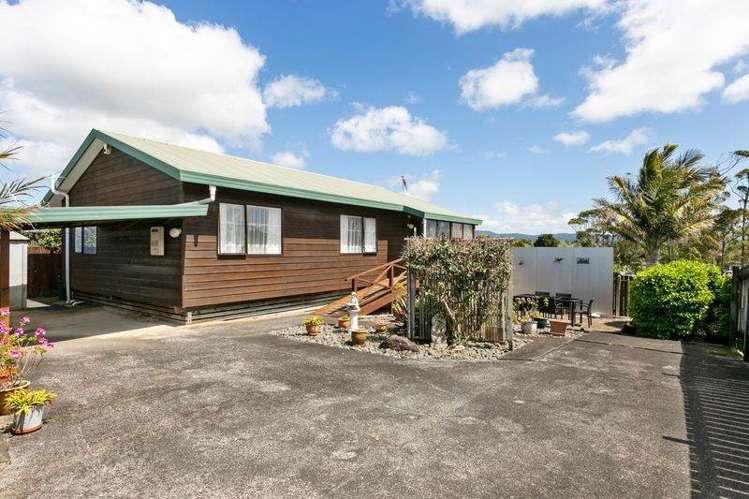 3/25 Captain Scott Road Glen Eden_11