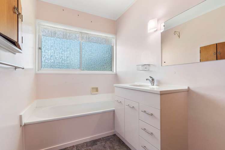 27 First View Avenue Beachlands_20