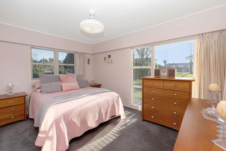 6 Fowey Avenue Te Atatu South_9