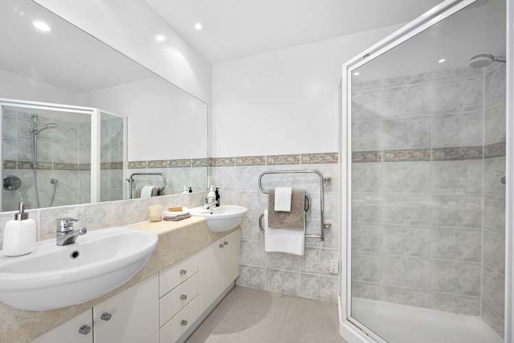 1c/175 Hurstmere Road Takapuna_22