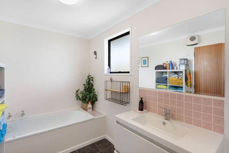 10 Houston Place Allenton_16