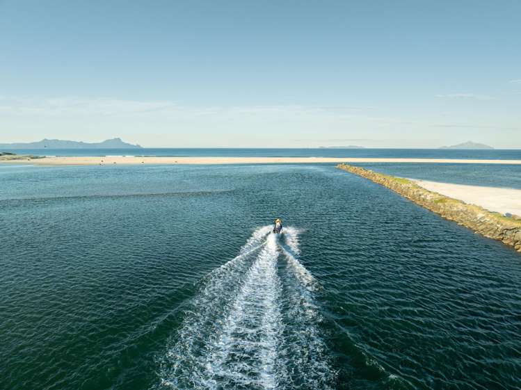 281 Cove Road Waipu_30