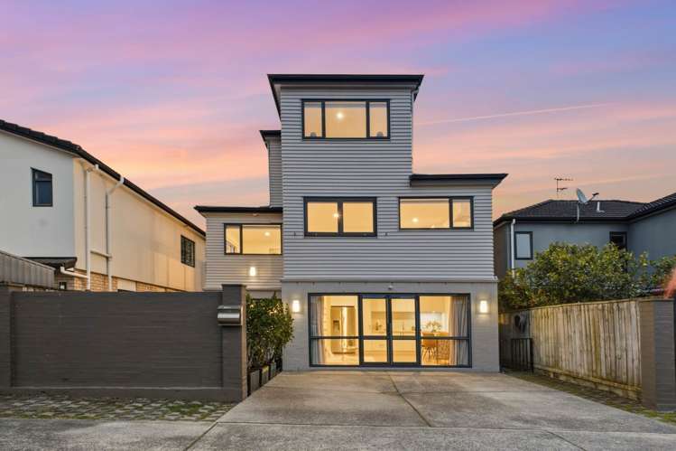 31 Agapanthus Place Flat Bush_19