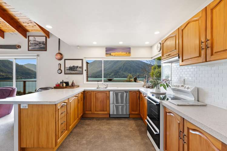 674 Moetapu Bay Road Anakiwa and Surrounds_19