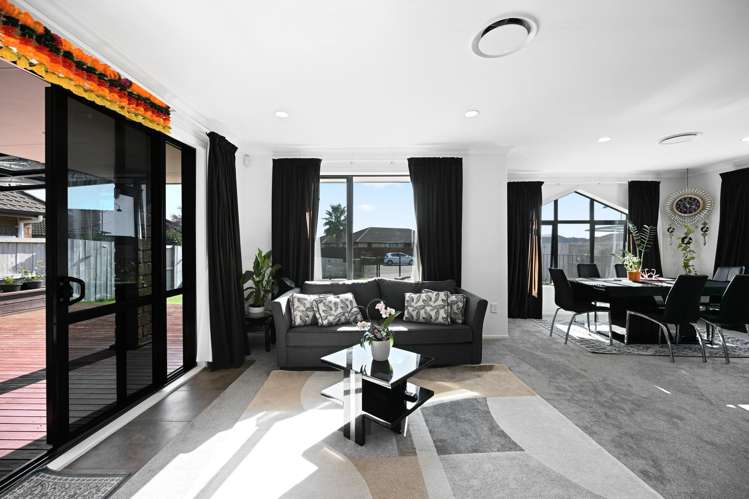 3 Sarah Court Rototuna North_5