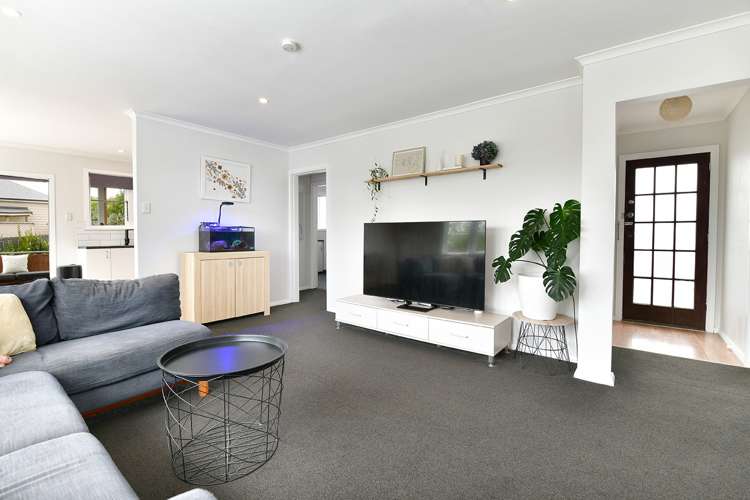 32 Karaka Street Helensville_5