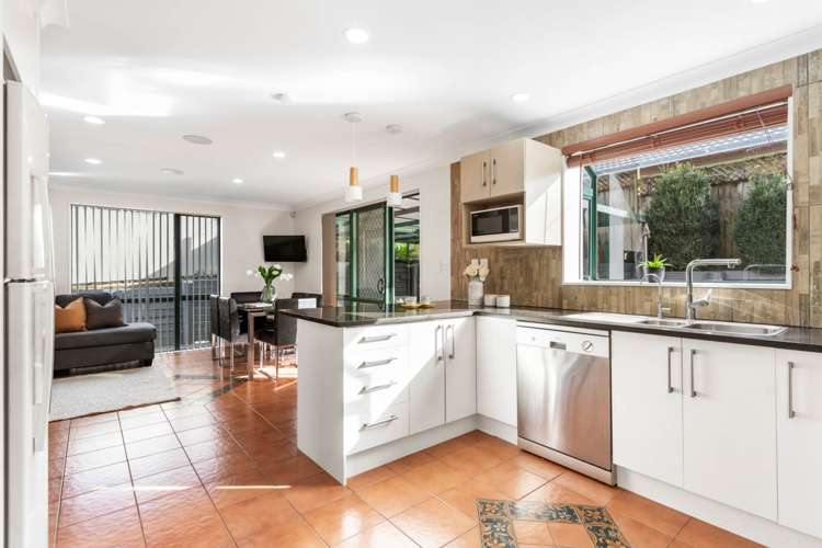 26 Chieftain Rise Goodwood Heights_10