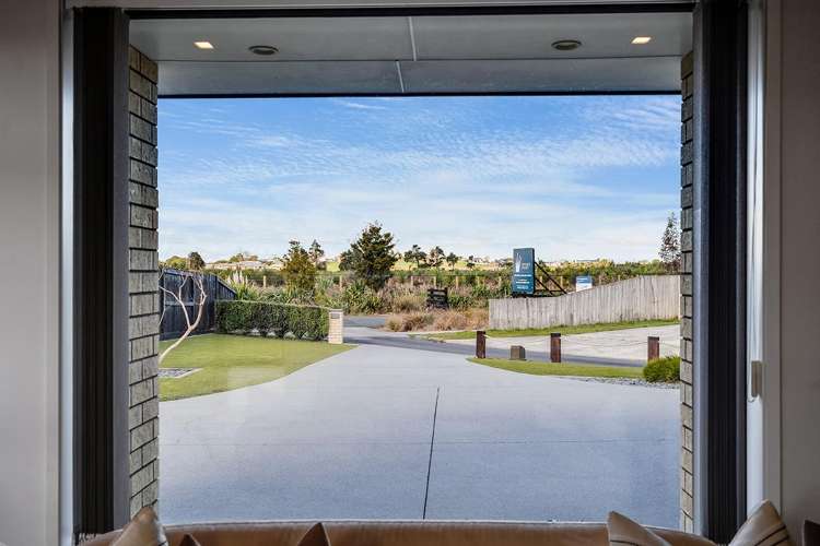 18 Kawariki Drive Baverstock_21