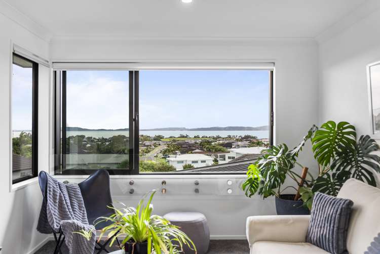 14 Thistle Close Beachlands_12