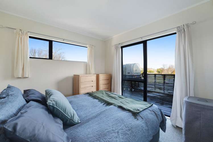 54 Mirrabooka Avenue Botany Downs_32