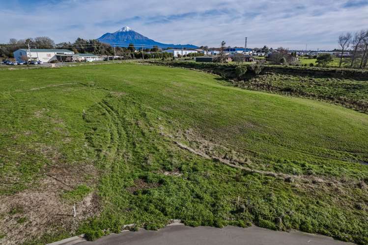 5 and 7 Hills Road Stratford_18