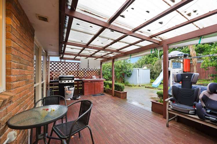 11 Bonny Crescent Massey_13