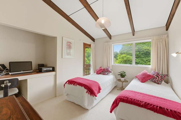 5 Magnolia Drive Westown_13
