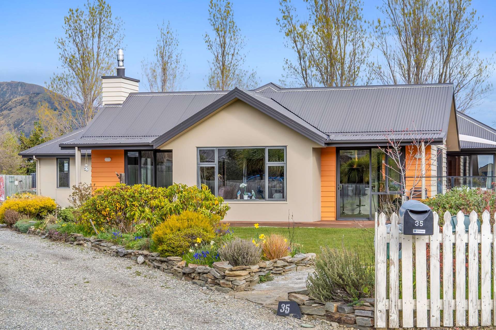 35 Charles Court Lake Hawea_0
