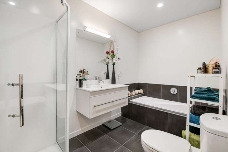 1037 Whangaparaoa Road Tindalls Beach_17