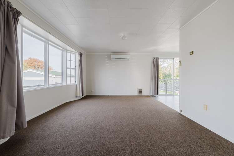 15 Russell Street Marton_6