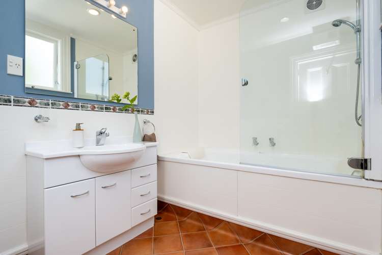 39 Napier Terrace Hospital Hill_13