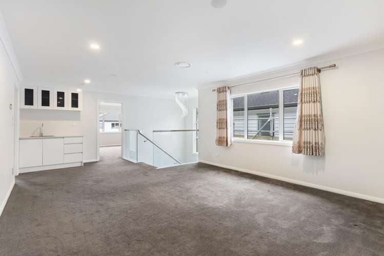 21 Frisken Road Flat Bush_13