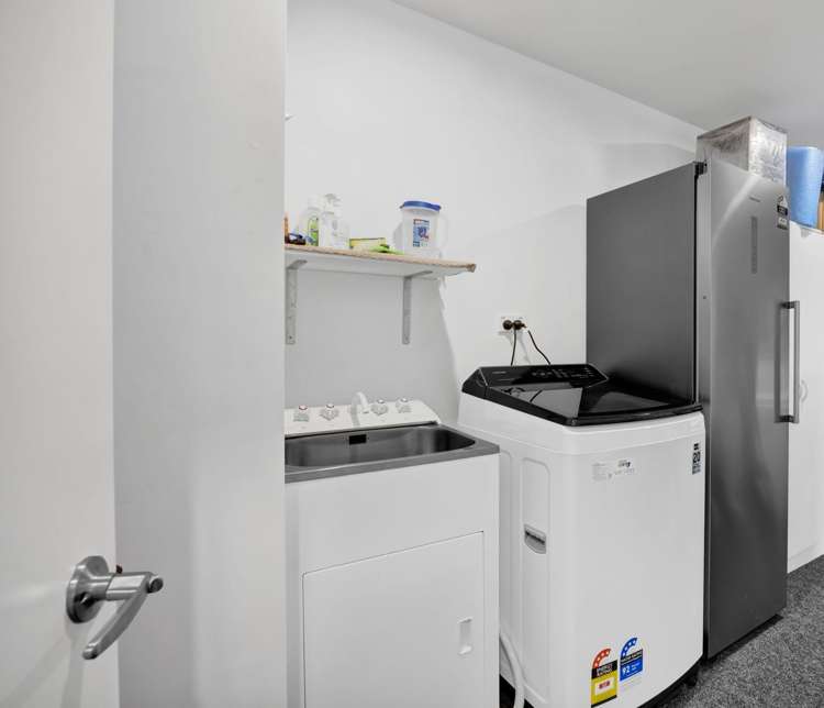 3A Albert Street Hawera_27