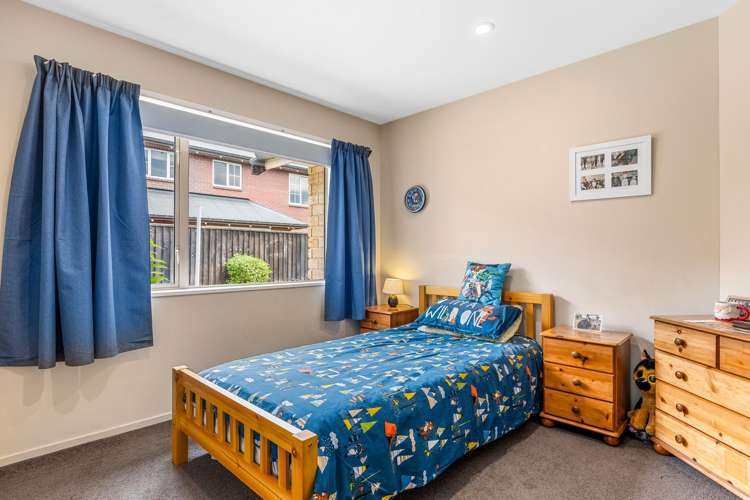 7 Strathmore Gardens Burwood_11