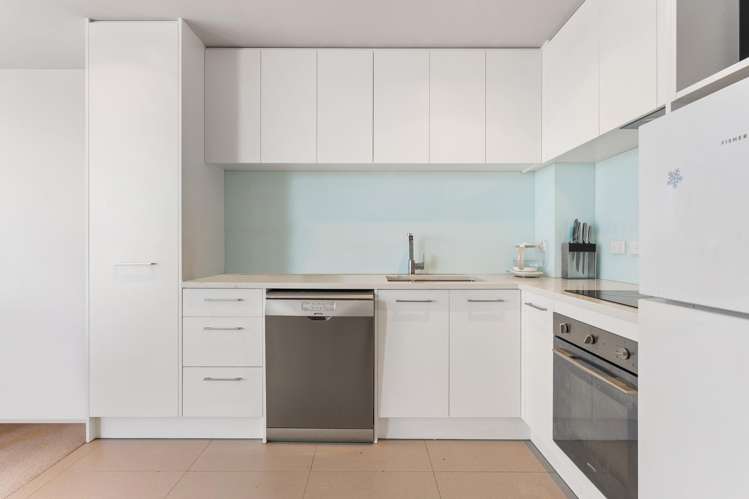 606/3 Rose Garden Lane Albany_1