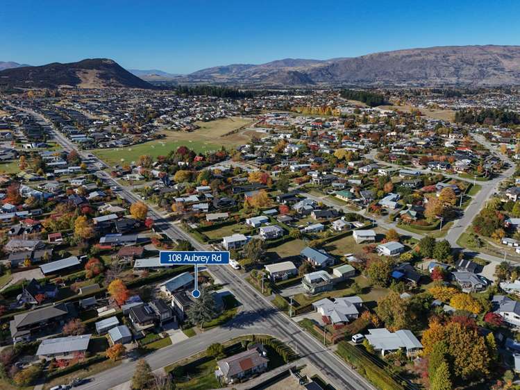 108 Aubrey Road Wanaka_34