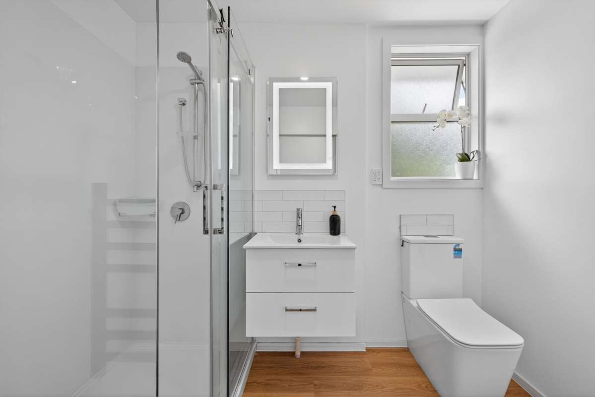 12 De Havilland Street_4