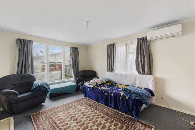 8 Purbeck Place Aranui_3