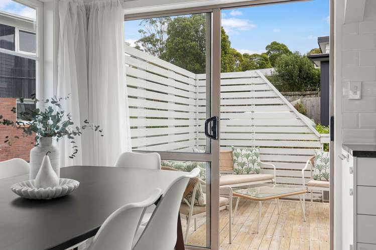 21 Howard Hunter Avenue St Johns_17