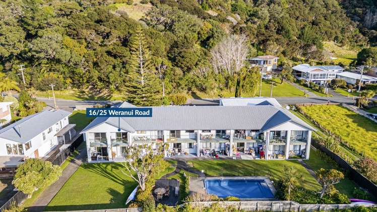 2G/25 Weranui Road Waiwera_13