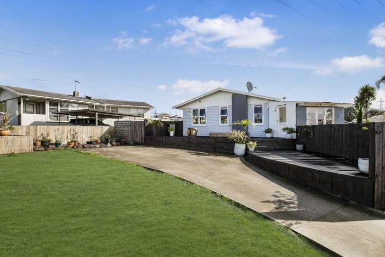 14 Martin Place Kelston_23