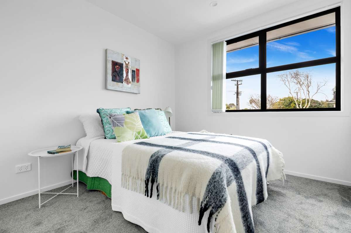 1 Sutton Avenue_3