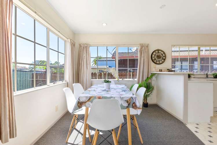 17 & 17A Heathridge Place Burswood_3