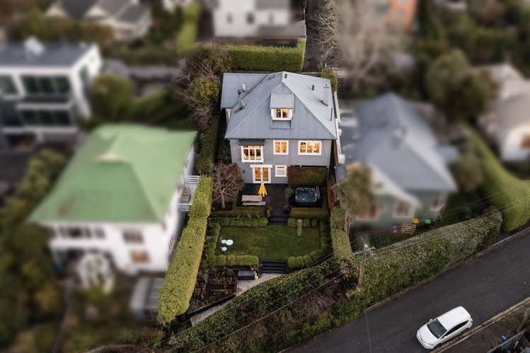 26 City Road Roslyn_39