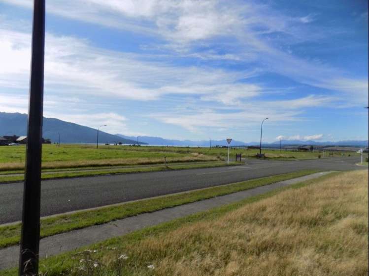 18 Pounamu Drive Te Anau_1