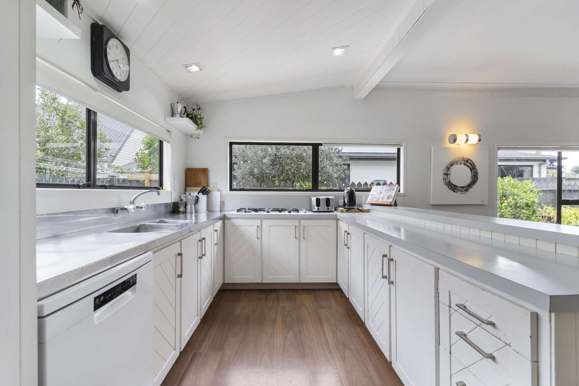 2/69 Bay Street Red Beach_0