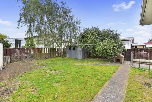 2/28 Sharland Avenue Manurewa_1
