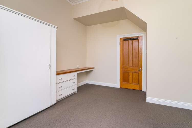 17 Dunedin-Waitati Road Dalmore_13