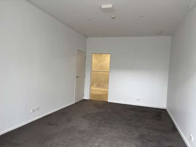 4/45 Karepiro Drive Stanmore Bay_3