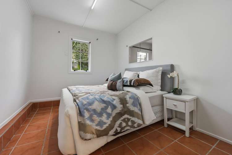 355 East Coast Road Mairangi Bay_12