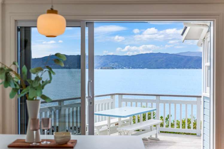 379 Karaka Bay Road Karaka Bays_25