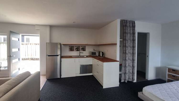 1/267 Meola Road Point Chevalier_1