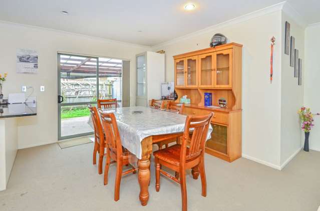 31 Carrick Glen Avenue Flat Bush_2