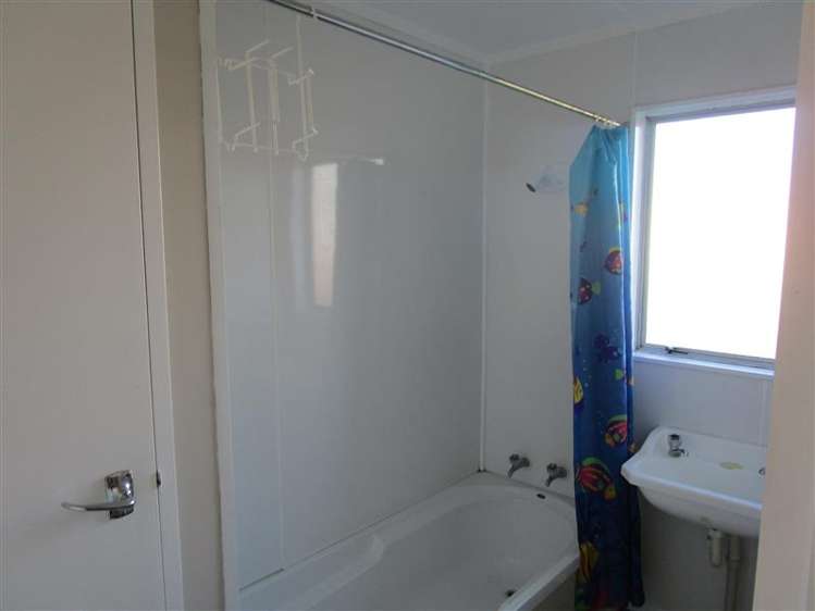 1/285 Flaxmere Avenue 10480_9