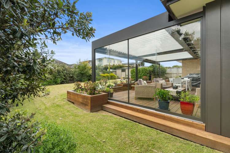 64 Eighth View Avenue Beachlands_16